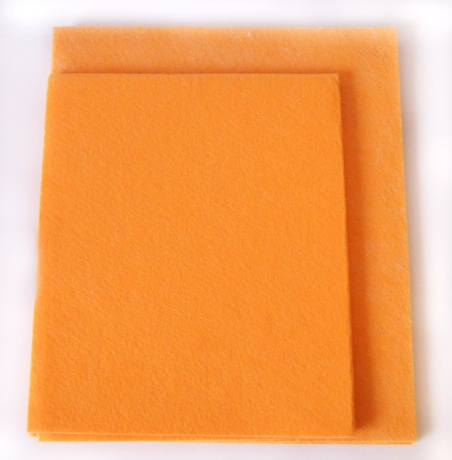 Hadr na podlahu PETR - 70 x 60cm. oranžový