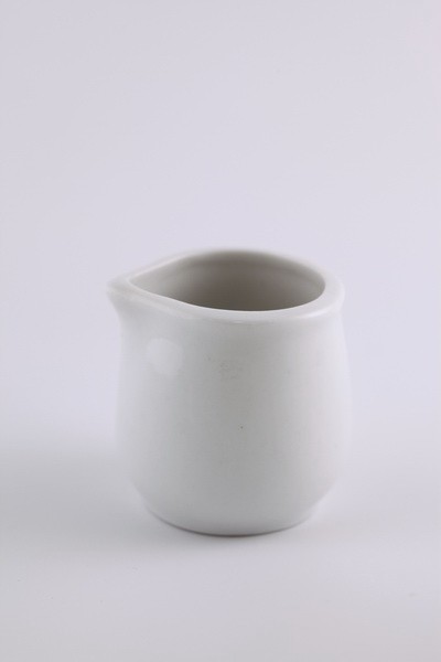 KONVIČKA 30 ml. NA MLÉKO PORCELÁNOVÁ